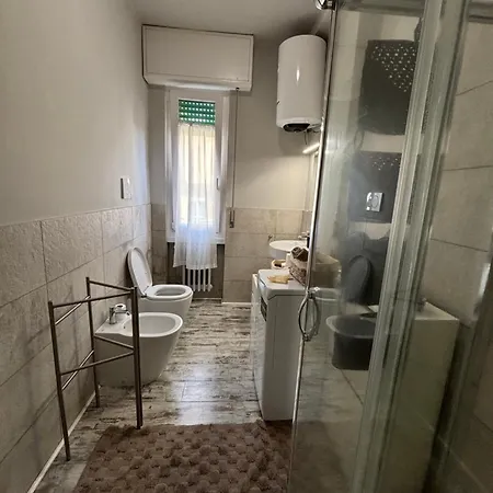 Apartman In Garibaldi Station And Self Check In 4 People *